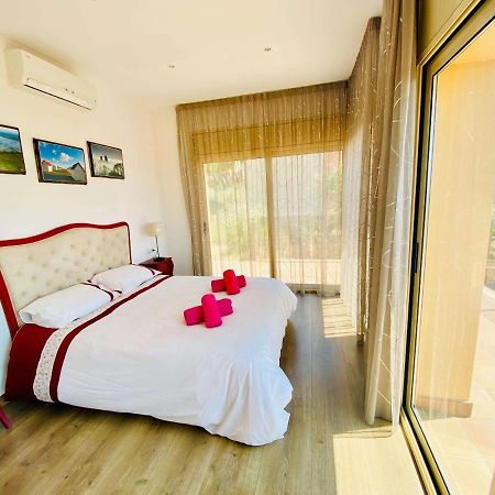 Luxury Villa Investingspain With Sea Views, Pool And Jacuzzi يوريت دي مار المظهر الخارجي الصورة