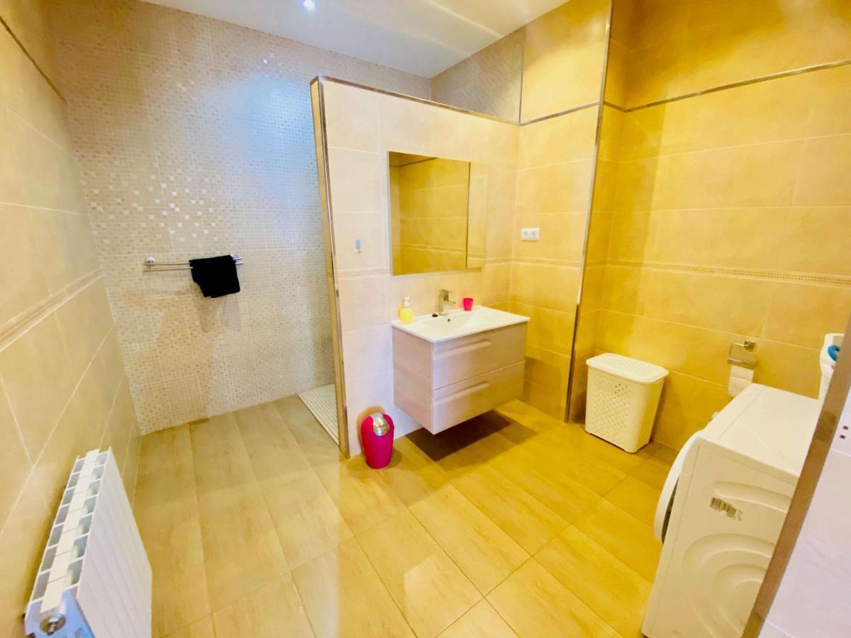 Luxury Villa Investingspain With Sea Views, Pool And Jacuzzi يوريت دي مار المظهر الخارجي الصورة
